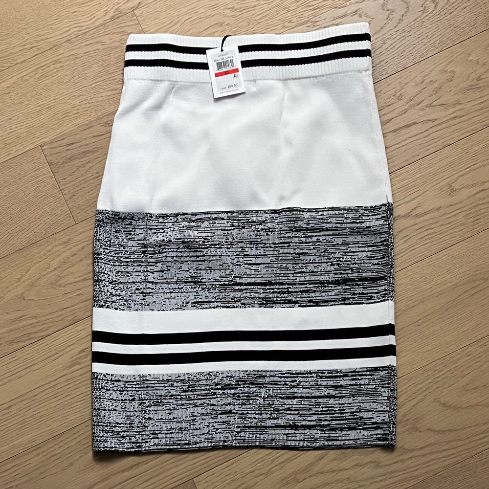NWT Calvin Klein Knit Skirt